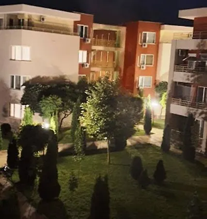Studio Moni شقة